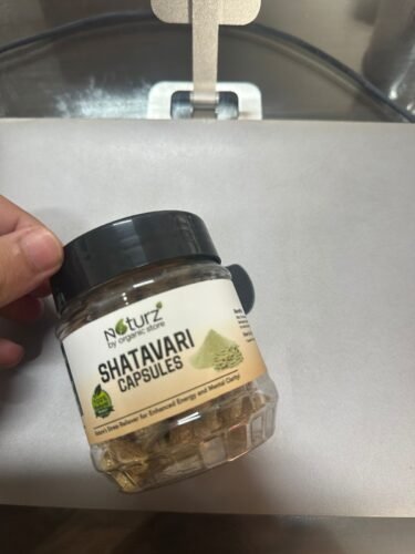 Shatavari  100 Capsules - Embrace Feminine Wellness zCure PCOS, Enhance Fertility, and Strengthen Ovaries Naturally photo review